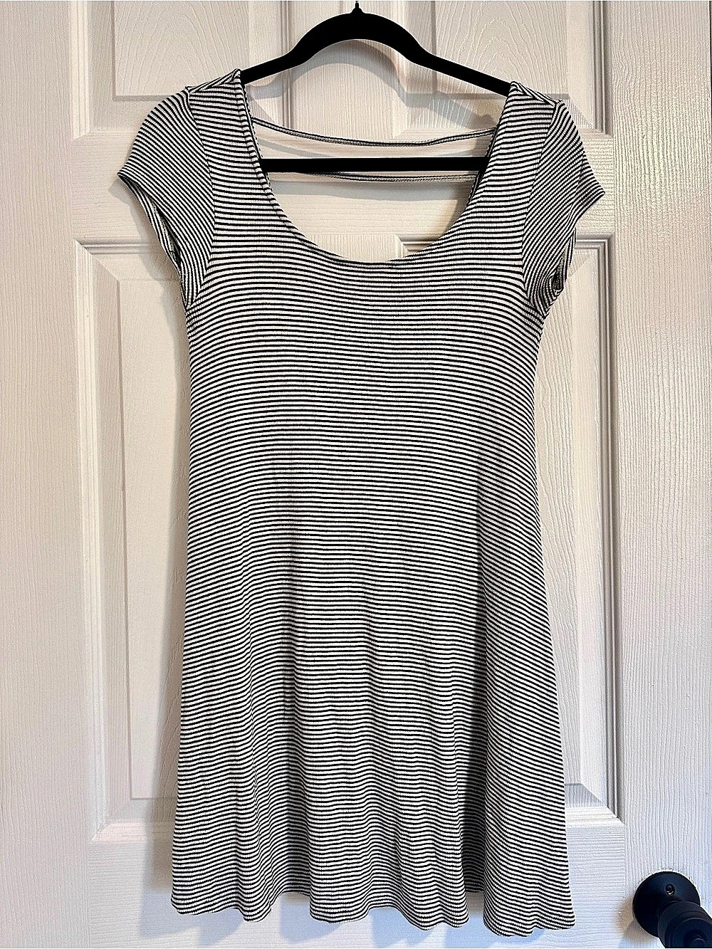 American Eagle Outfitters American Eagle Black and White Striped Open Back